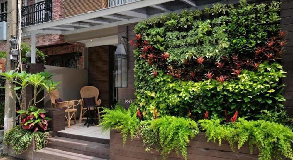 Check In Saladaeng (Adults Only) Hotell Bangkok Exteriör bild